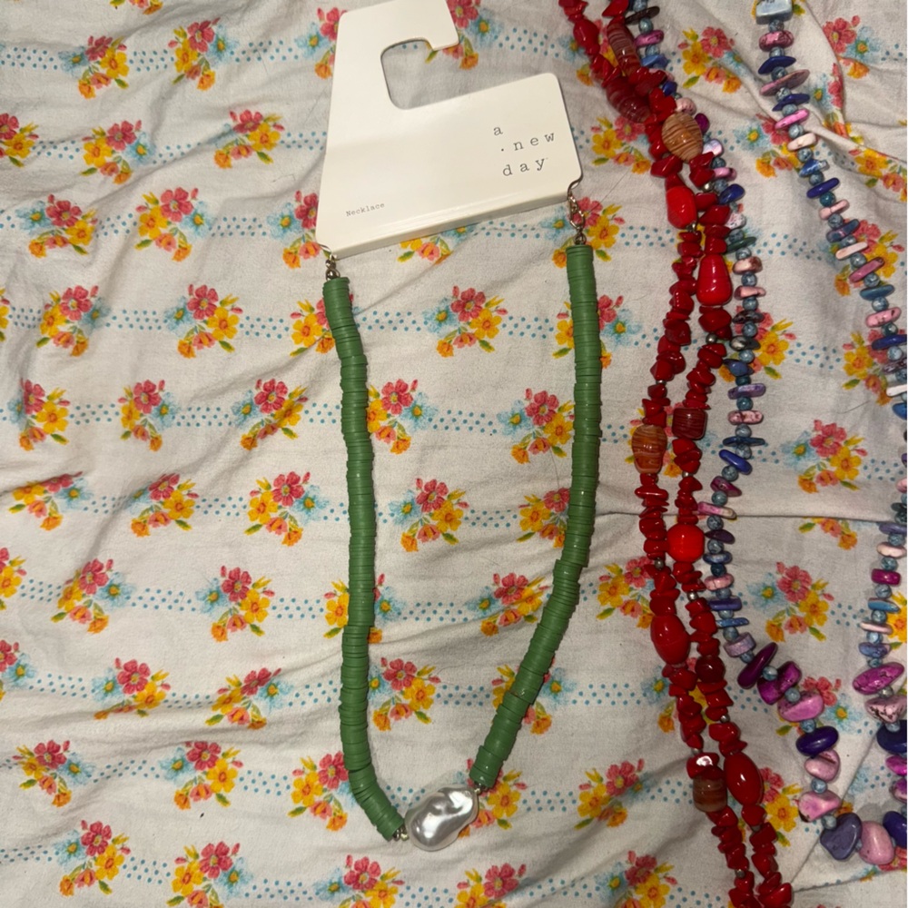 a new day Green and Pearl Necklace